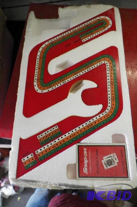 lot 428 image: Snap-on Cribbage Board wSnap-on Cards