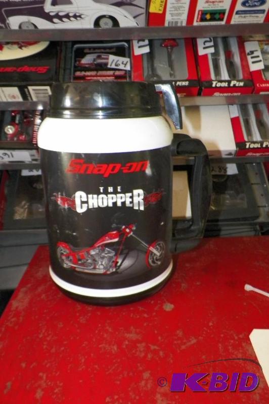 lot 441 image: Snap-on The Chopper 64oz. Mug