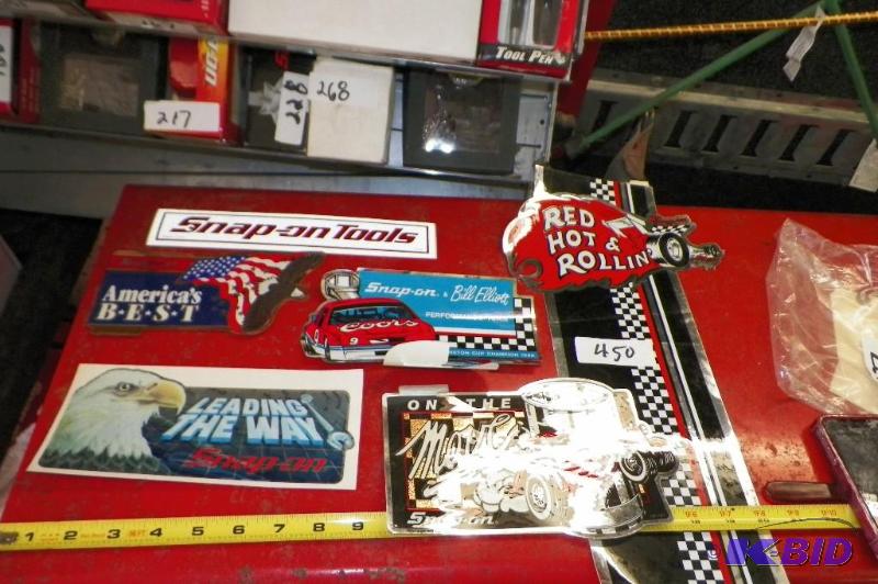 lot 450 image: Set of 6 Snap-on Decals