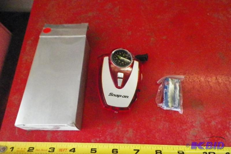 lot 453 image: 1 Set of Snap-on Small Screwdrivers