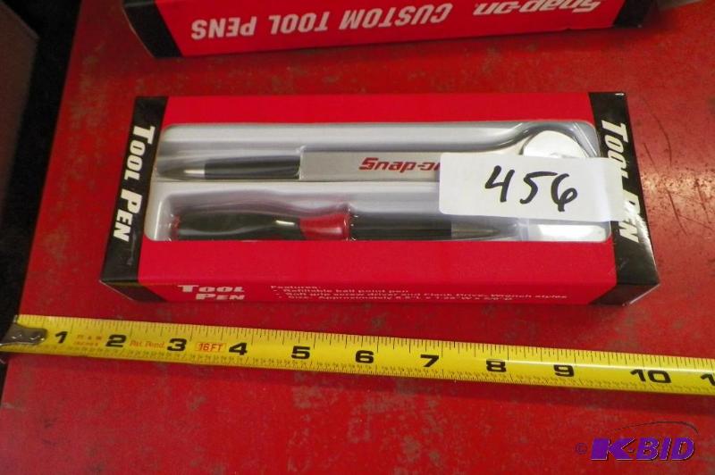 lot 456 image: Snap-on Tool Pens Set
