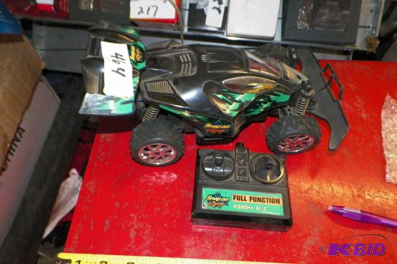 lot 464 image: Snap-on Racing RC Car