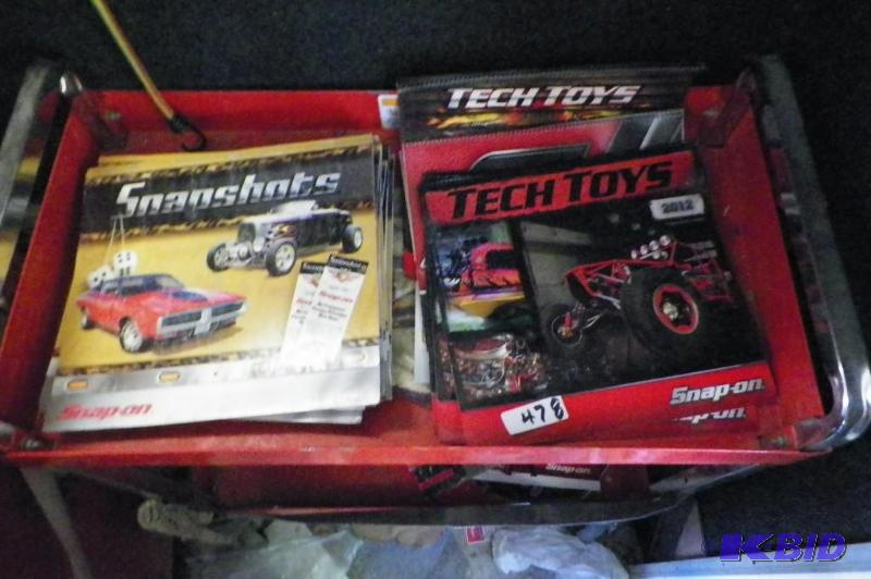 lot 478 image: 23 Past Snap-on Calendars wDuplicates