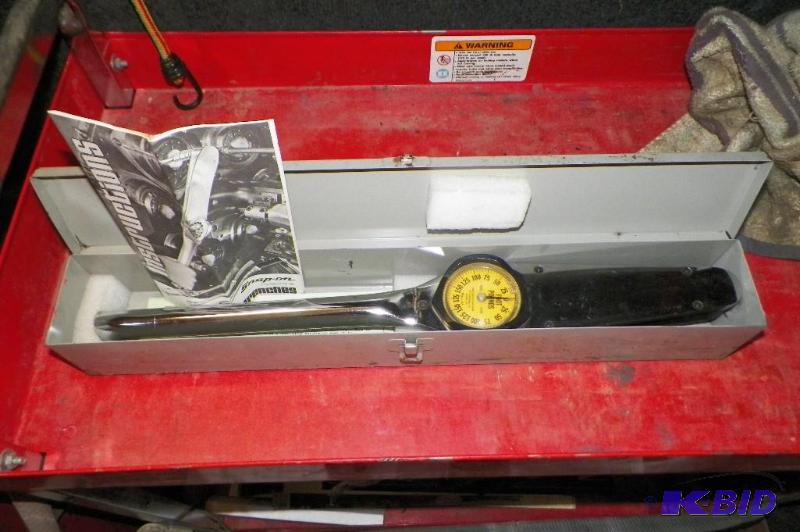 lot 482 image: Snap-on Torque Wrench Looks New
