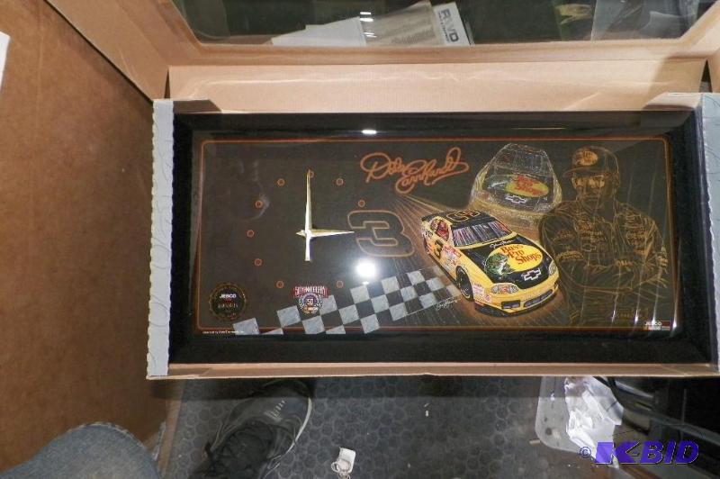 lot 495 image: Jebco Dale Earnhardt Sr. Clock 11 x 21 New in Box