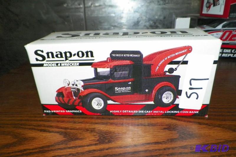 lot 517 image: Snap-on Model A Wrecker Metal Coin Bank