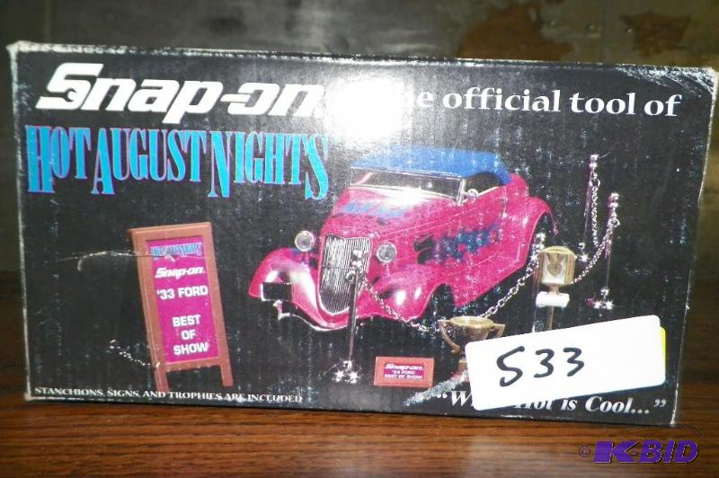 lot 533 image: Snap-on Hot August Nights 1933 Ford Convertible
