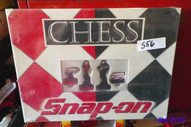 lot 556 image: Snap-on Chess Set