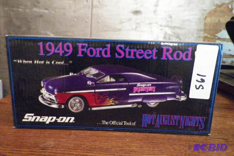 lot 561 image: Snap-on Hot August Nights 1949 Ford Street Rod