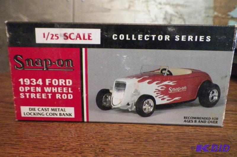 lot 562 image: Snap-on 1934 Ford Open Wheel Street Rod