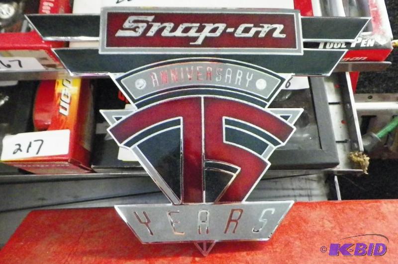 lot 595 image: Snap-on 75th Anniversary Cast Metal Emblem Very Nice