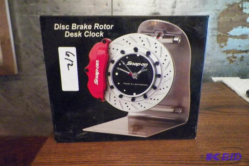 lot 612 image: Snap-on Disc Brake Rotor Desk Clock
