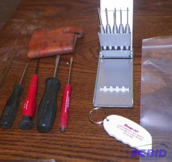 lot 68 image: Snap-on Screwdrivers Lot wPromotional Items