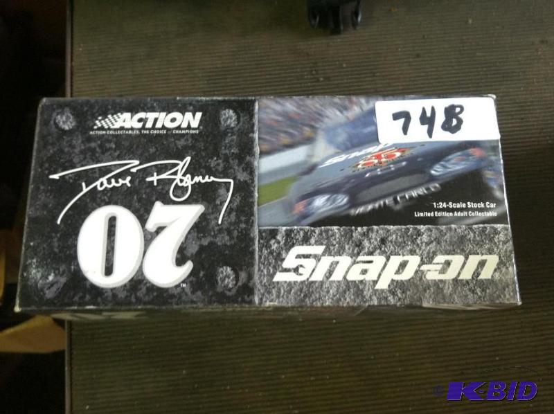 lot 748 image: Snap On 2005 Jack Daniels Monte Carlo