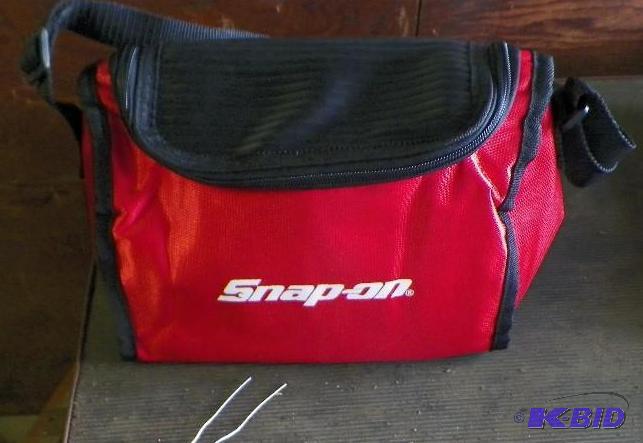 lot 756 image: Snap-on Insulated BagTool Bag 10Deep x 6 Wide x 6 High
