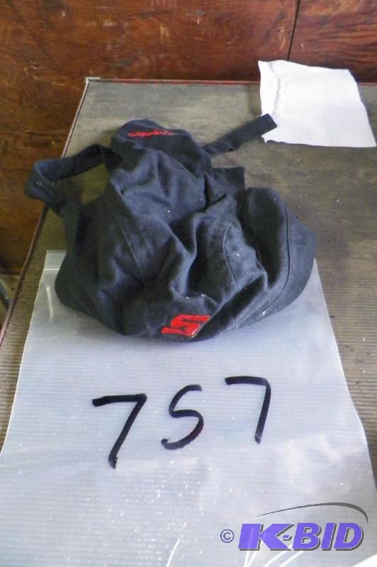 lot 757 image: Black Snap-on Skull Cap One Size Fits Most
