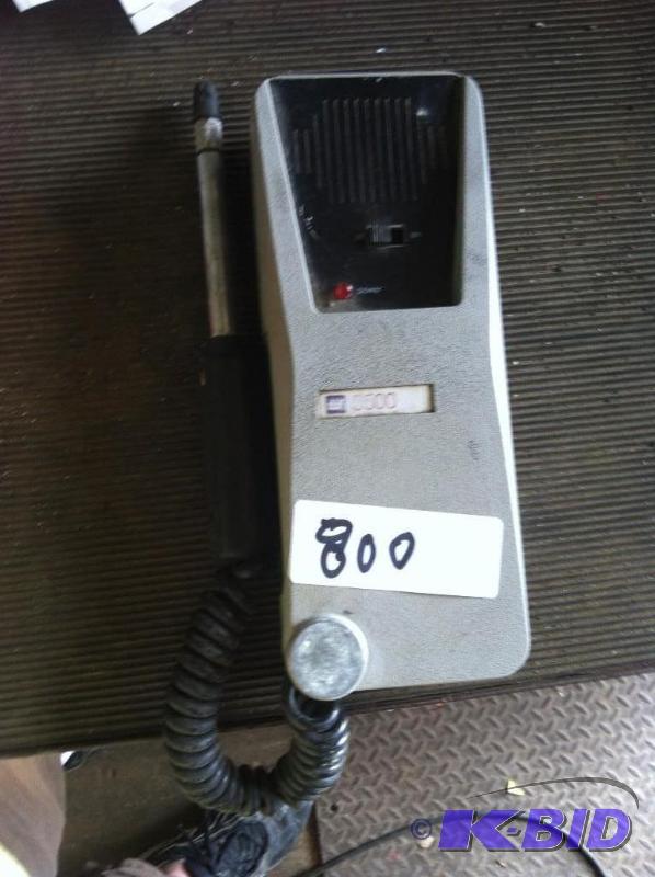 lot 800 image: TIF 5500 Pump Style Automatic Halogen Leak Detector