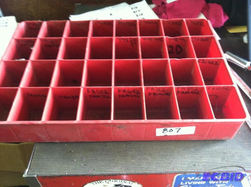 lot 807 image: Snap-on Tool Box Drawer insert 12 x 18 used