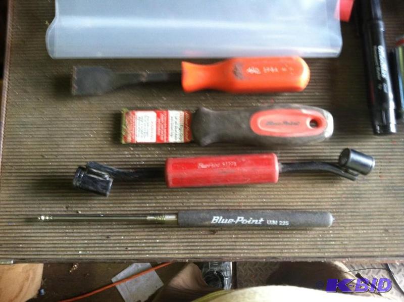 lot 835 image: Blue point & MAC Tools