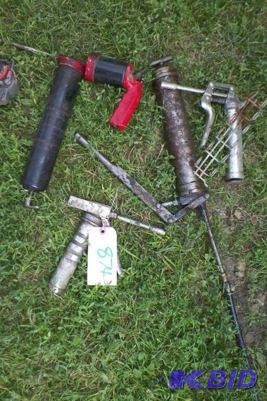 lot 874 image: 4 Grease Guns
