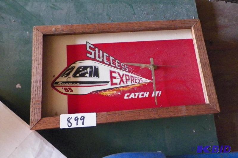 lot 899 image: 1983 Snap-on Salesman Clock