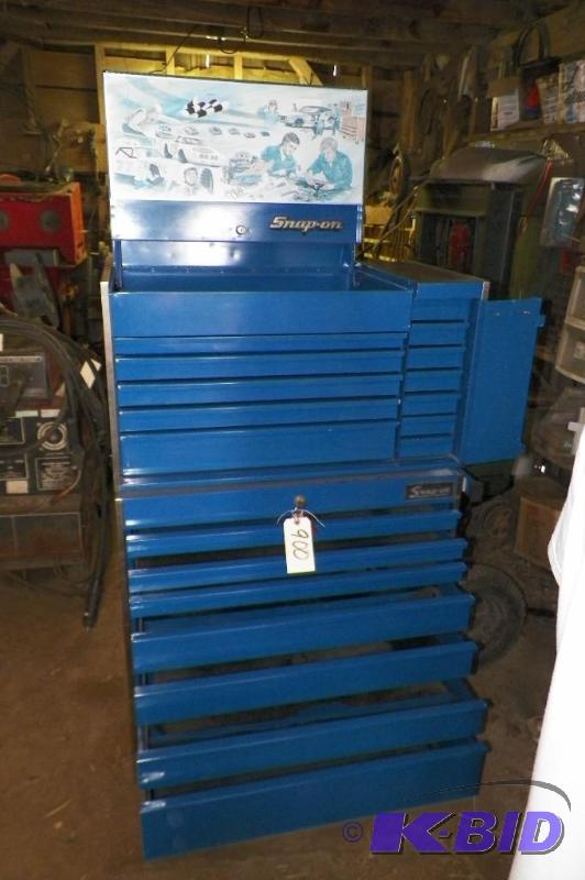 lot 900 image: Snap-on Tool Cabinet 2 Piece Set. Top Piece Model No. KR557A. Bottom Piece Model No. KR557B