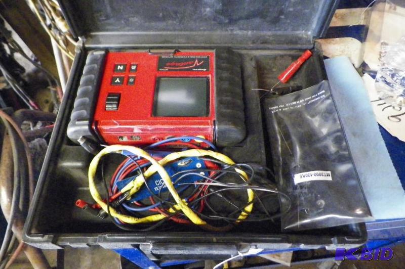 lot 901 image: Snap-on Vantage Diagnostics MT2400 wManuals