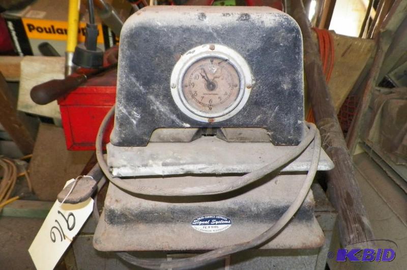 lot 916 image: Signal System Time Clock