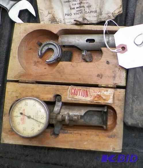 lot 917 image: P&G Valve Gapper Model 121