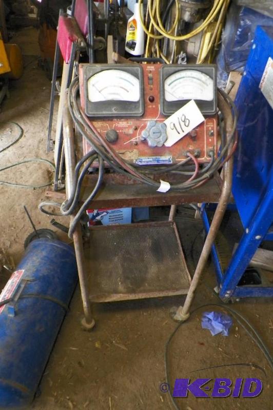 lot 918 image: Sun Volt Amp Tester Model VAT28