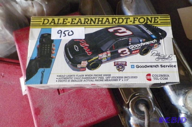 lot 950 image: Dale Earnhardt Sr. Phone