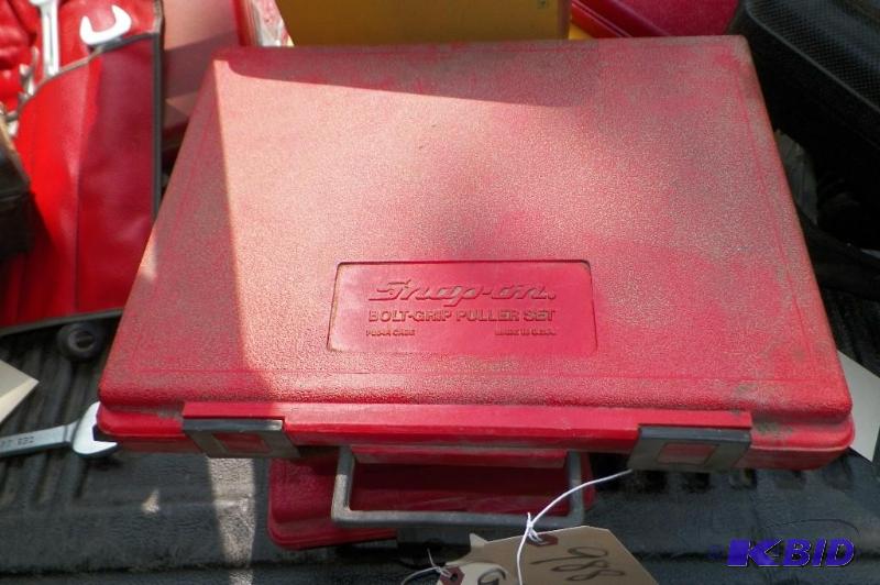 lot 988 image: Snap-on Empty Case PB54A