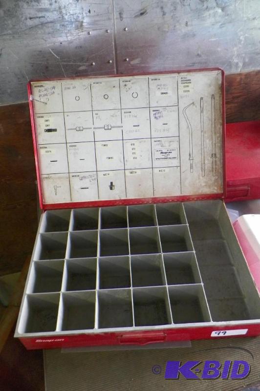 lot 99 image: Snap-on Parts Cabinet