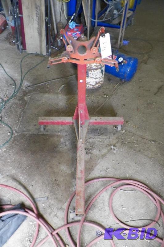 lot 991 image: Engine Stand