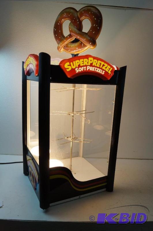 Pretzel warmer display case
