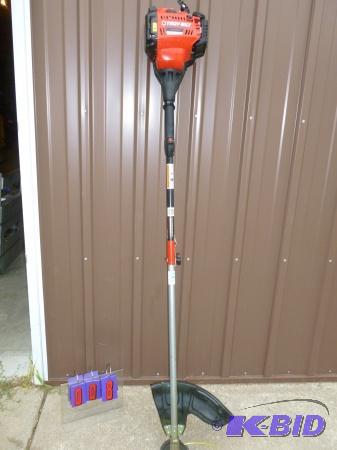 Troy Built 4 cycle gas trimmer. Like new cond...