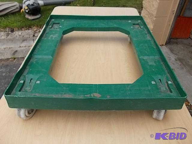 lot 5 image: 4-Wheel Lo-Boy Dolly...