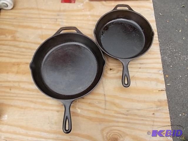 lot 9 image: 2-Cast Iron Lodge Skillets 8 in & 10 in...