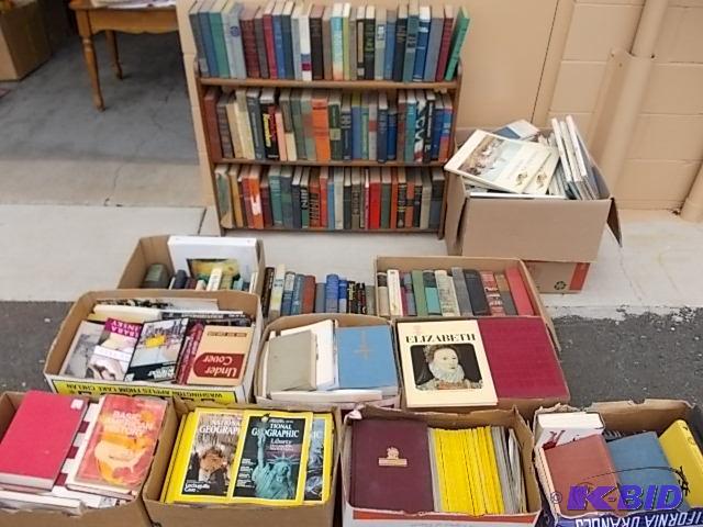 lot 12 image: 36 in Wood&nbspBook Shelf With 100s Of Vint...