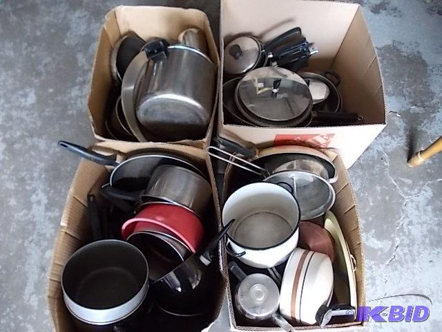 lot 58 image: 4 Boxes Of Cookware Pots & Pans...