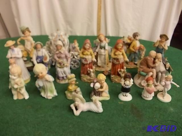 lot 69 image: Collection Of Statues & Figurines (1-Musi...