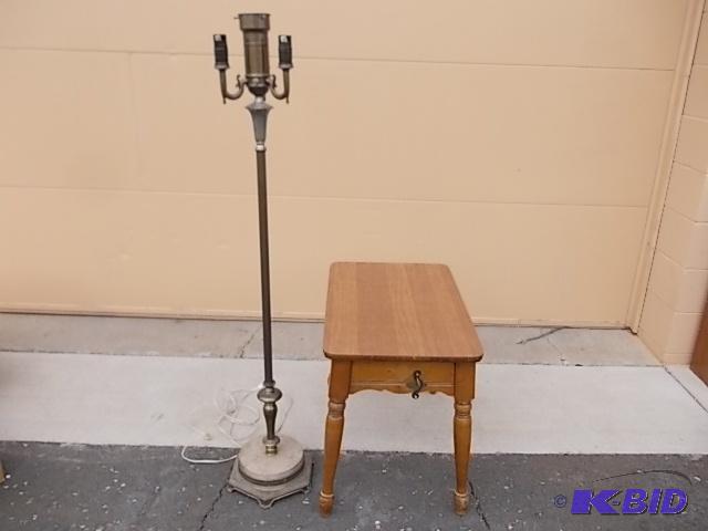 lot 8 image: Mersman Side Table (17-12&nbspx 27-12 ...