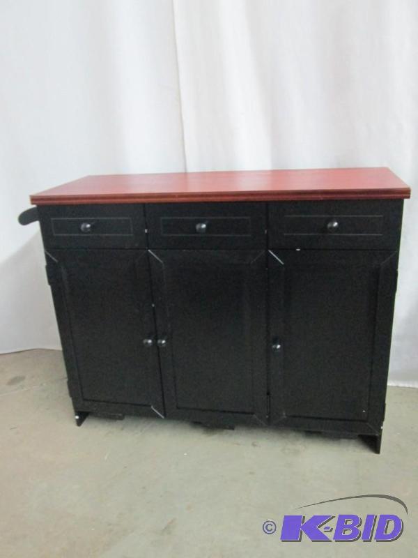 lot 13 image: Sideboard with 3 Cabinets and Drawers