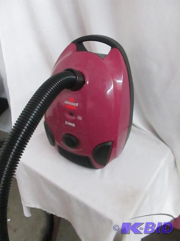 lot 17 image: Bissell Zing Bagged Canister Vacuum