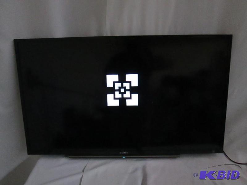 lot 3 image: Sony 40 1080p LED Smart TV w Built-In Wi-Fi