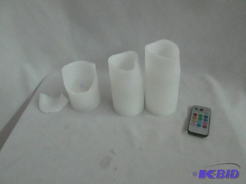 lot 50 image: 3 pc. Candle Set w Remote