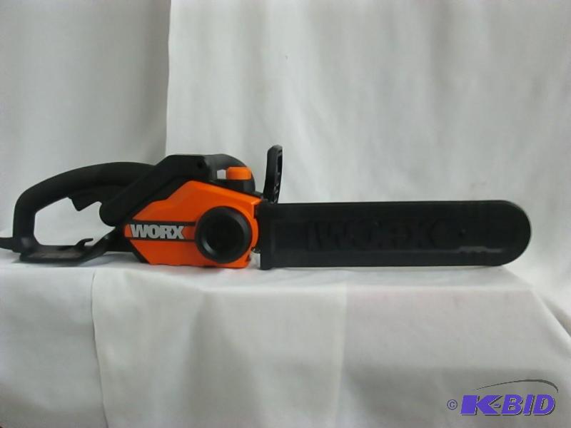 lot 8 image: Worx 16 Electric Chainsaw