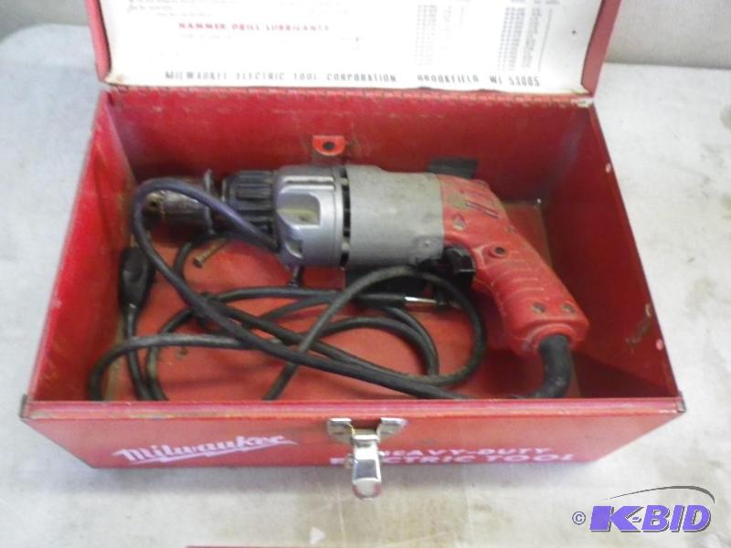 Milwaukee hammer drill and bits...