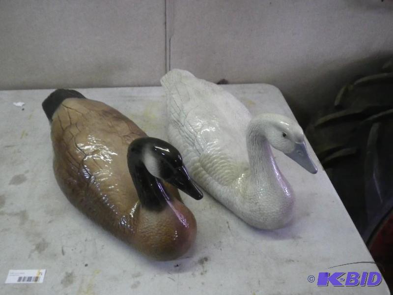 Porcelain goose and swan...