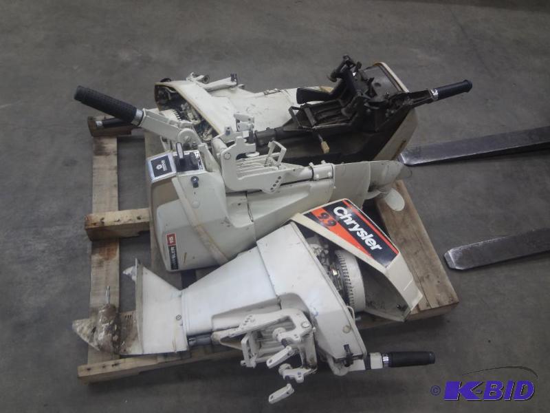 lot 33 image: Pallet Lot Of (4) Outboard Motors Sea King-C...